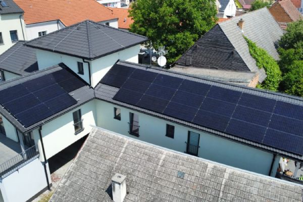 Přeštice, bytový dům - FVE 20,00kWp