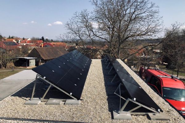 Truskovice - FVE 6,4kW , baterie o výkonu 14,21kWh