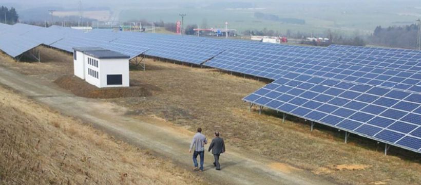 Fotovoltaická elektrárna pro firmy a veřejný sektor