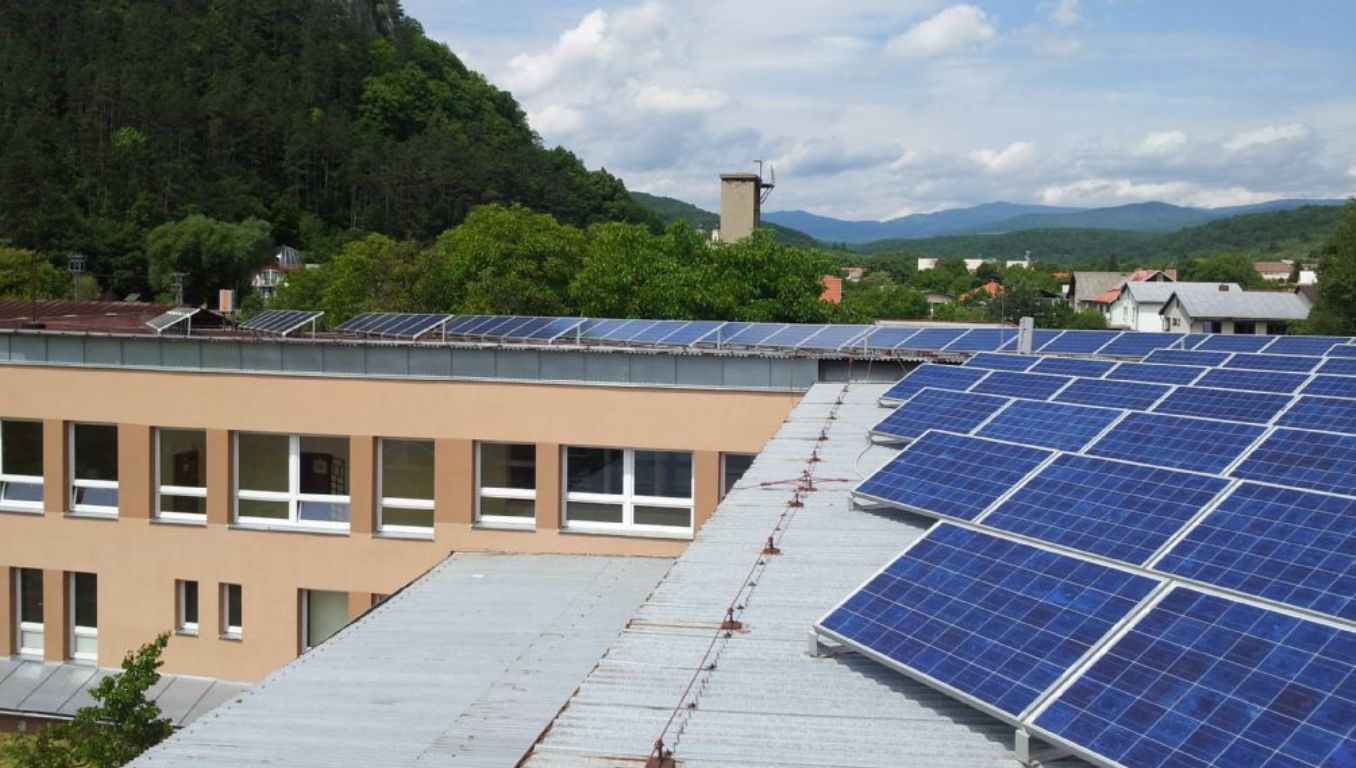 Fotovoltaika pro firmy sníží vaše náklady